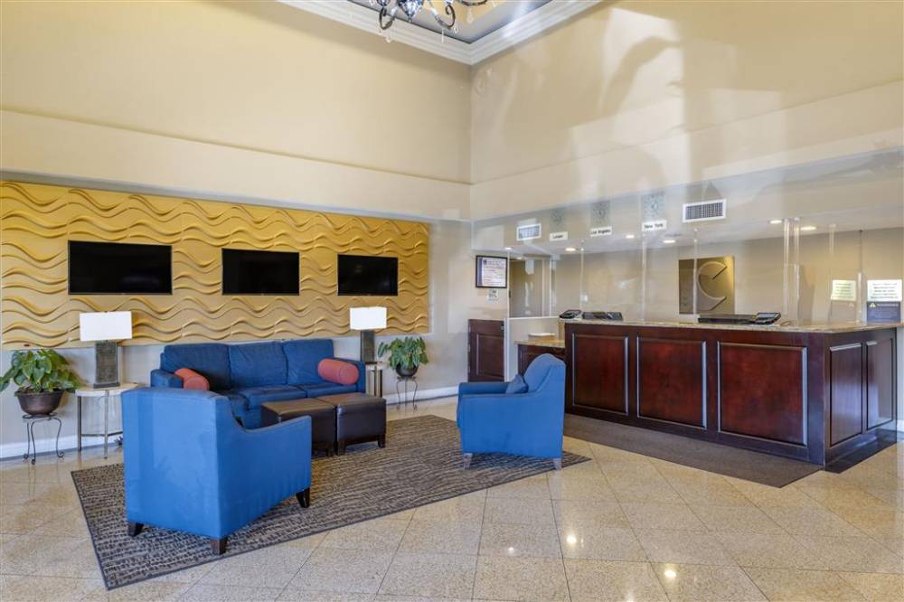 Comfort Inn And Suites Huntington Beach 4