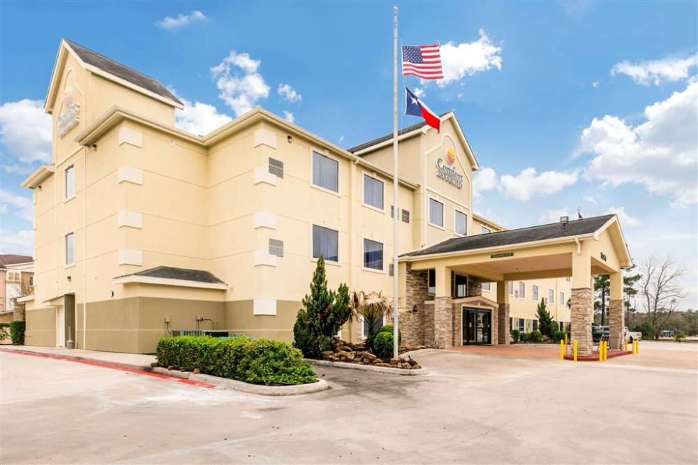 Hotel near IAH Bush Airport