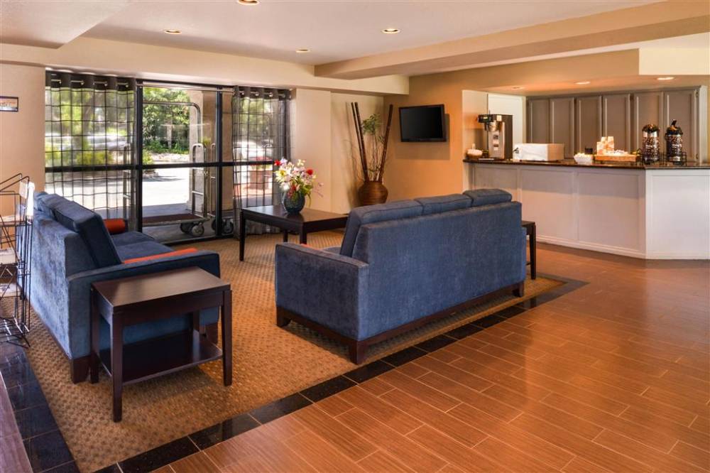 Comfort Inn And Suites Rancho Cordova-sa 4