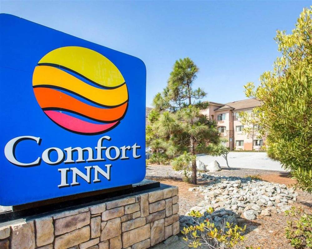 Comfort Inn hotel in Marina, CA