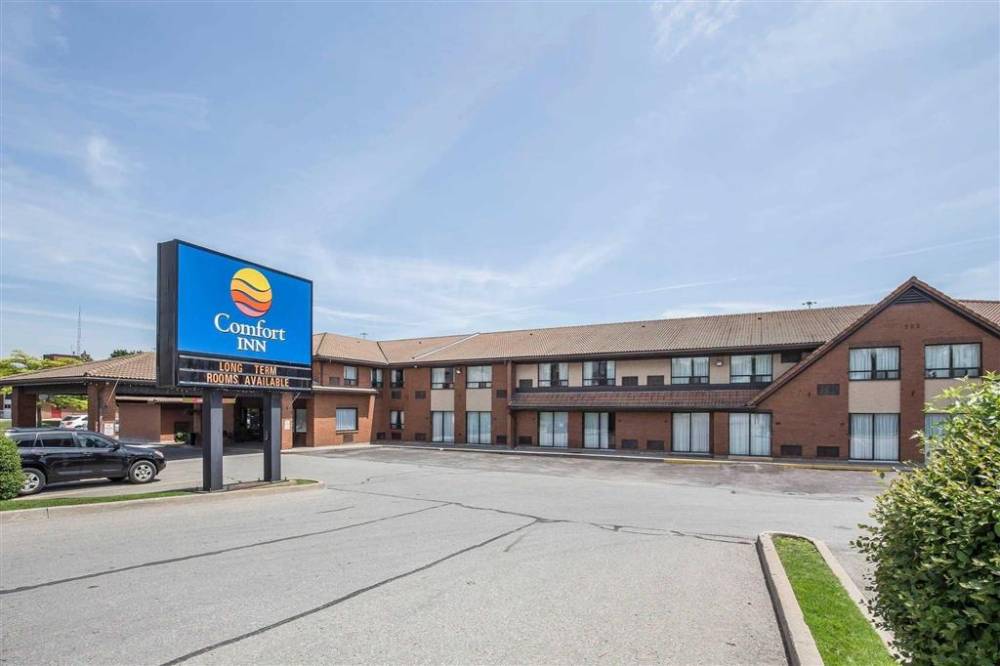 Comfort Inn hotel in Pickering, Ontario