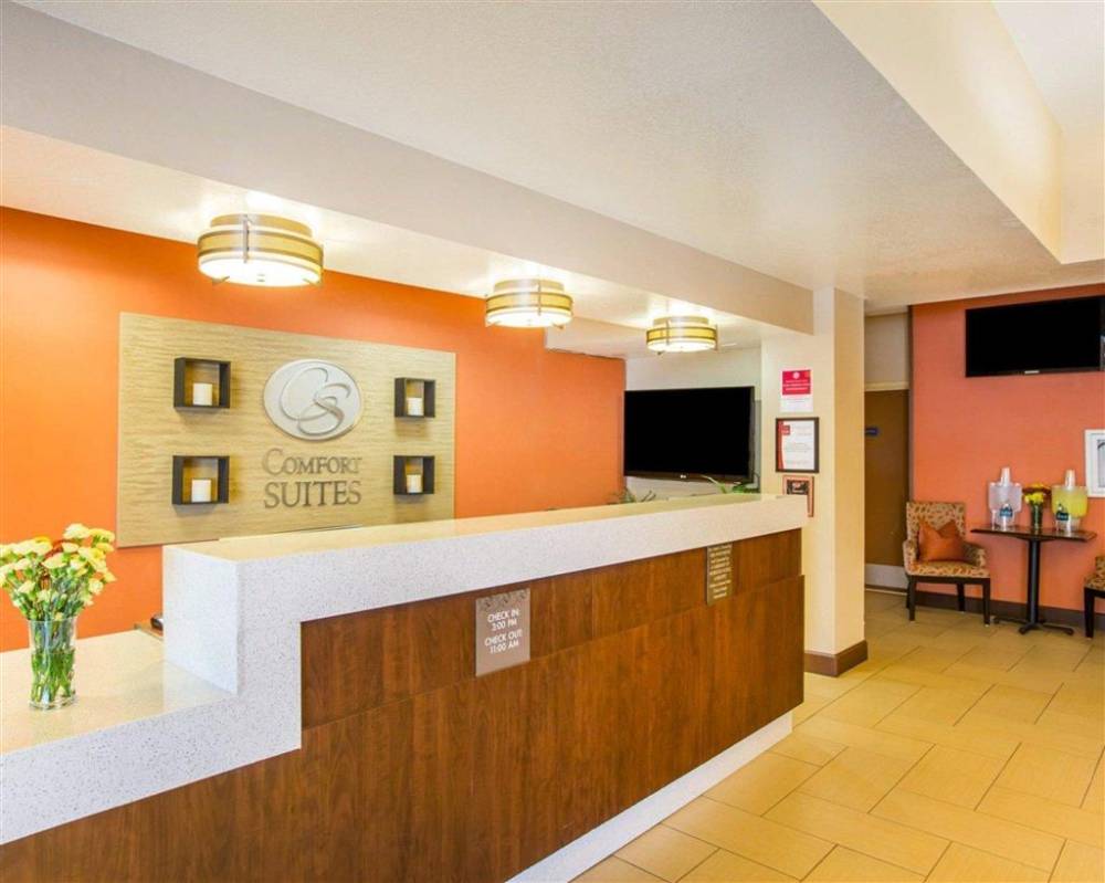 Comfort Suites Clovis 5