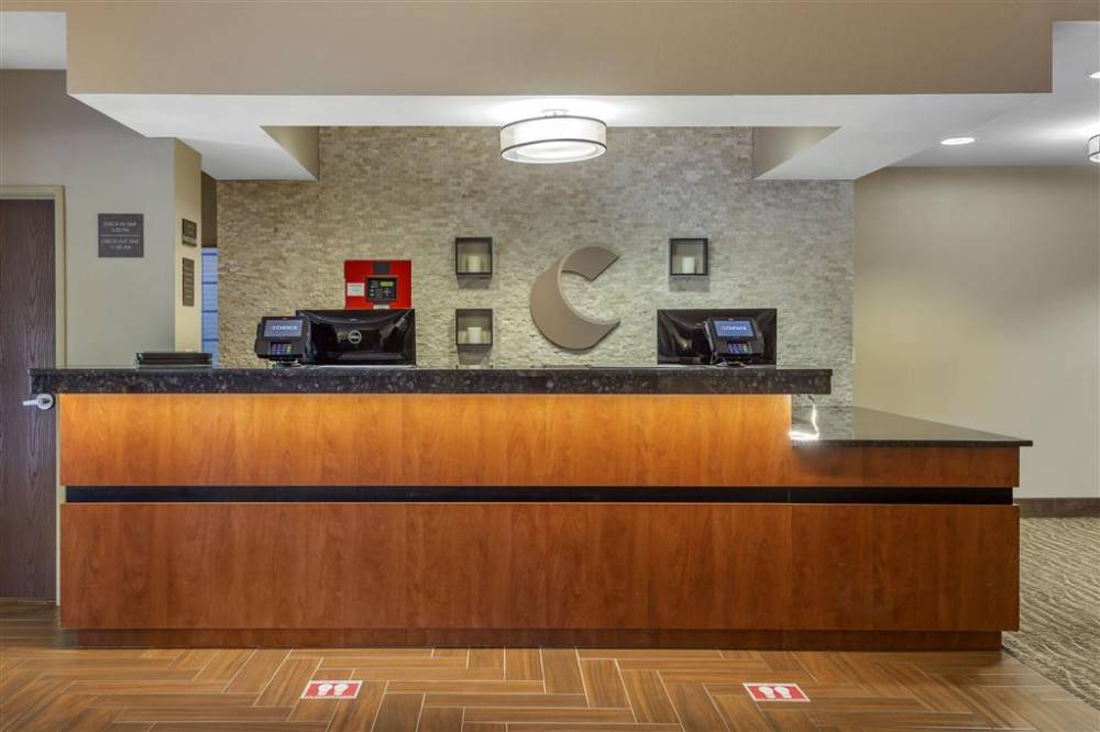 Comfort Suites Grayslake Near Libertyvil 6