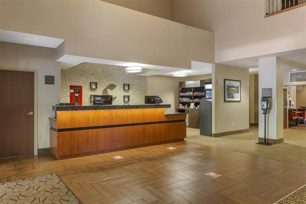 Comfort Suites Grayslake Near Libertyvil 7