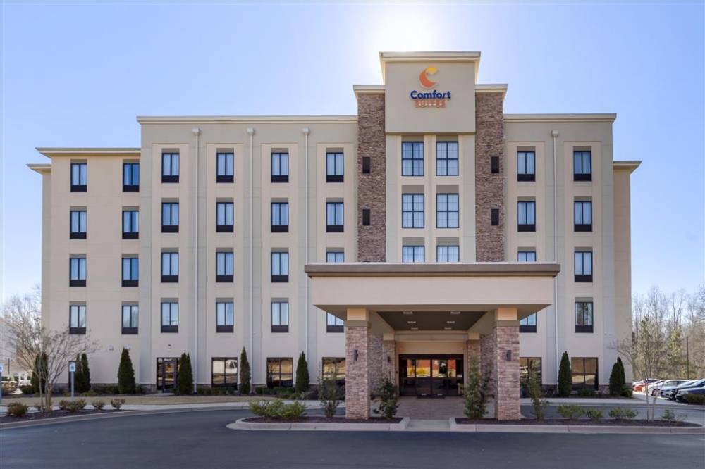 Comfort Suites Greenville South 3