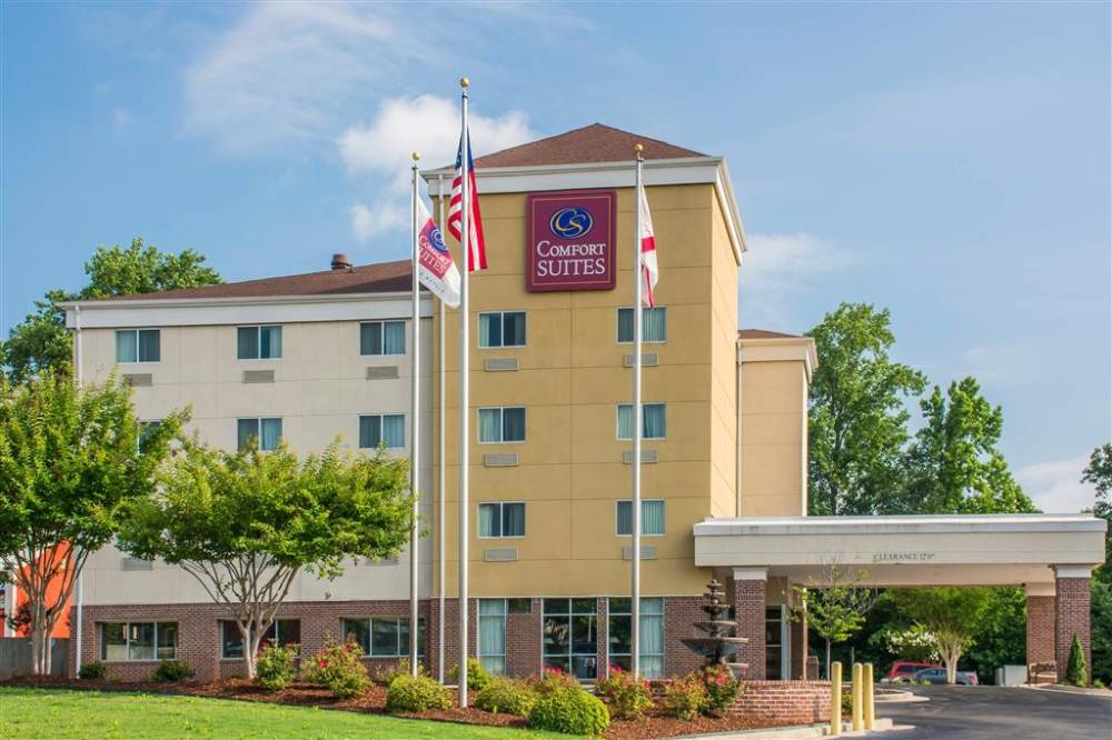 Comfort Suites hotel in Huntsville, AL