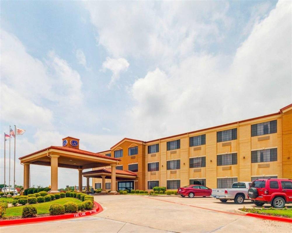 Comfort Suites Lake Ray Hubbard 2