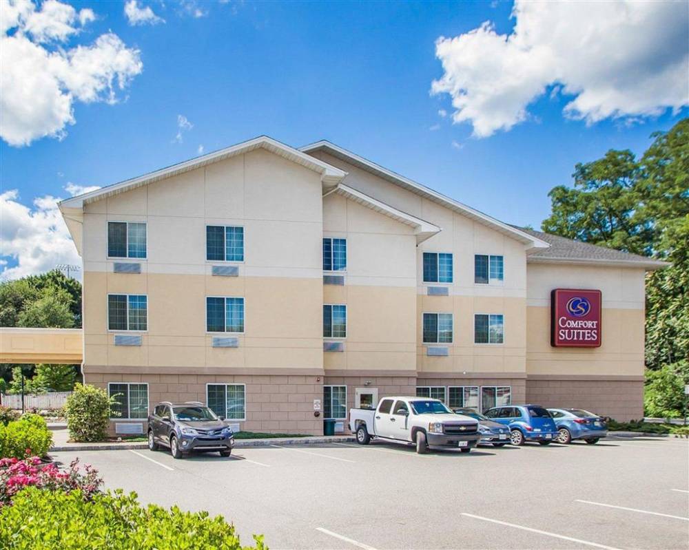 Comfort Suites hotel in Mahwah, NJ