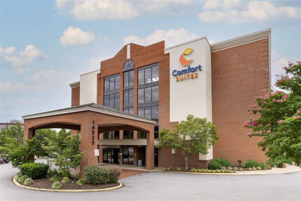 Comfort Suites Near Potomac Mills 2