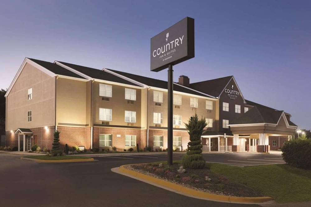 Country Inn And Suites 2