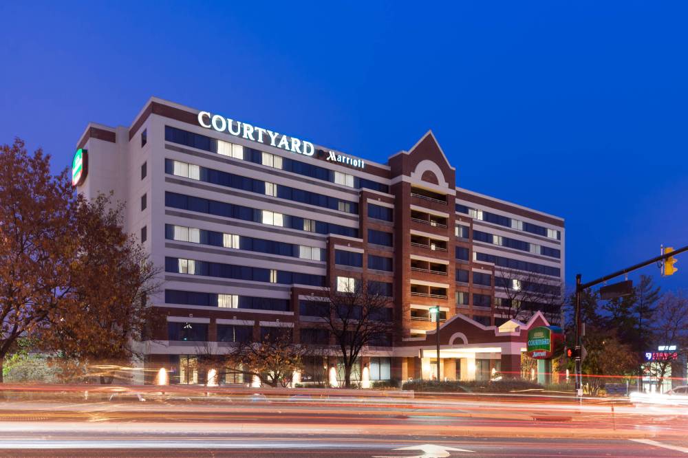 Courtyard By Marriott Alexandria Old Town Southwest 5