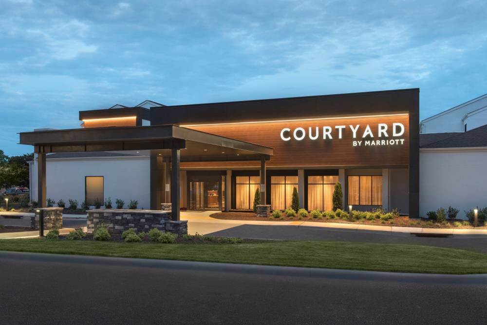 Courtyard By Marriott Annapolis 6