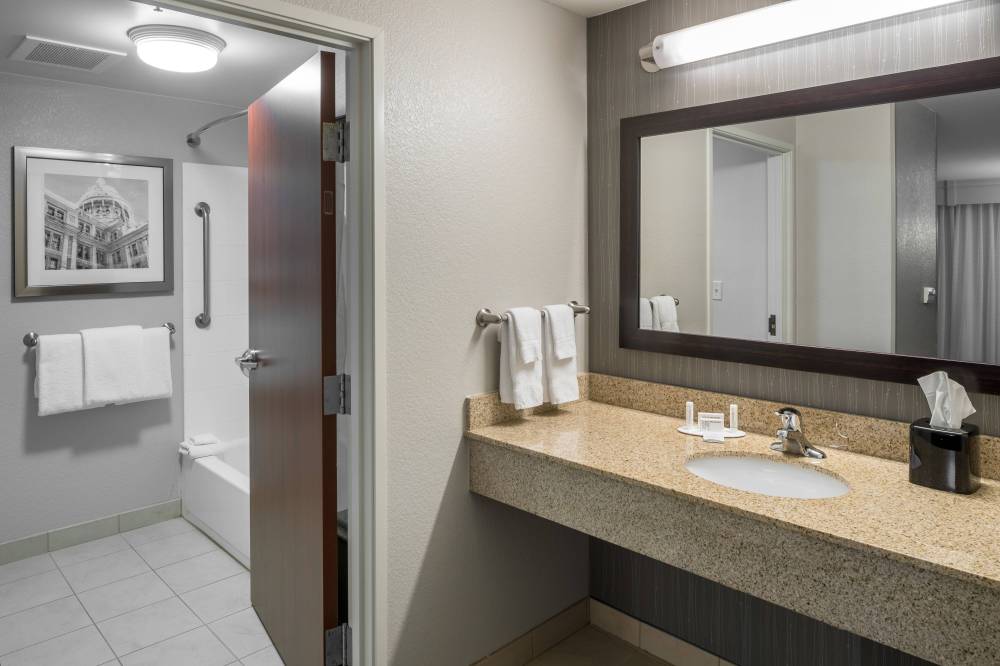 Courtyard By Marriott Austin North-parmer Lane 2