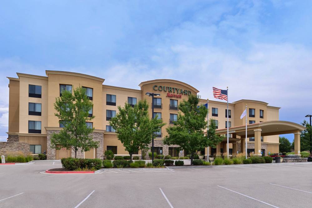 Courtyard By Marriott Boise West-meridian 4