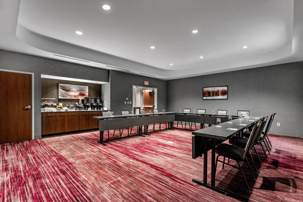 Courtyard By Marriott Columbus Easton 4