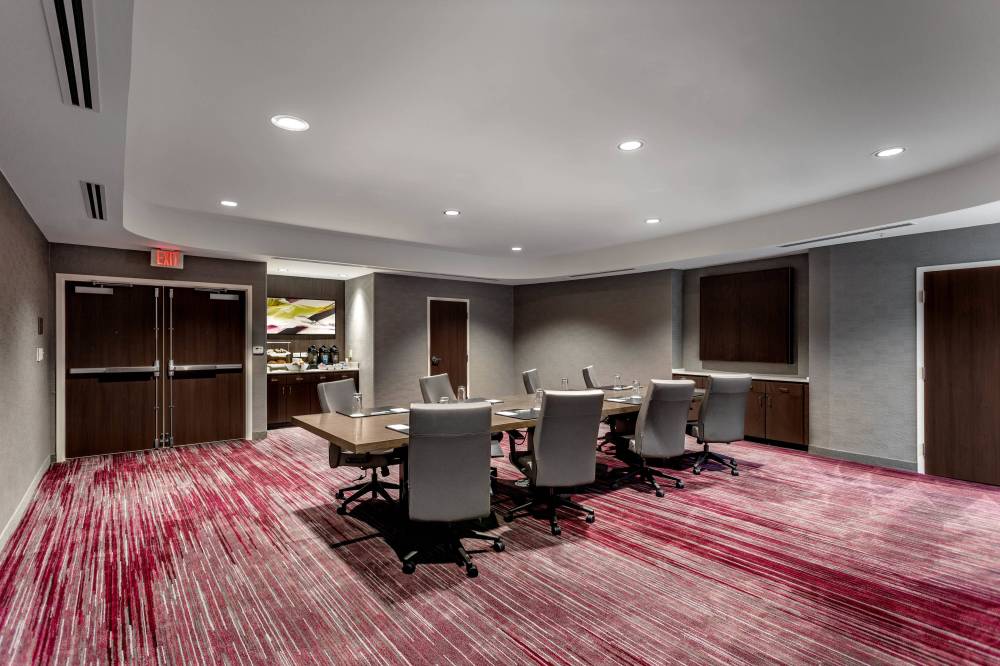 Courtyard By Marriott Columbus Easton 5