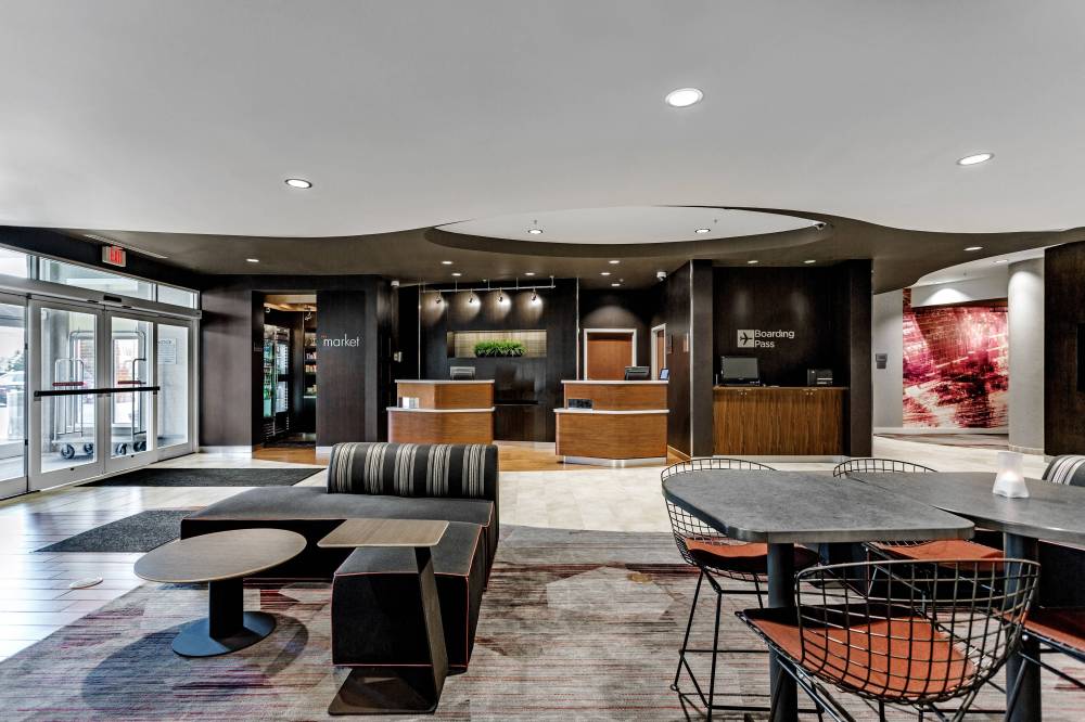 Courtyard By Marriott Columbus Easton 6