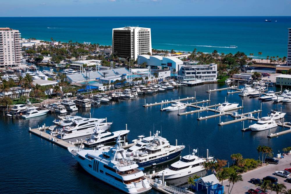 Courtyard By Marriott Fort Lauderdale Beach 7