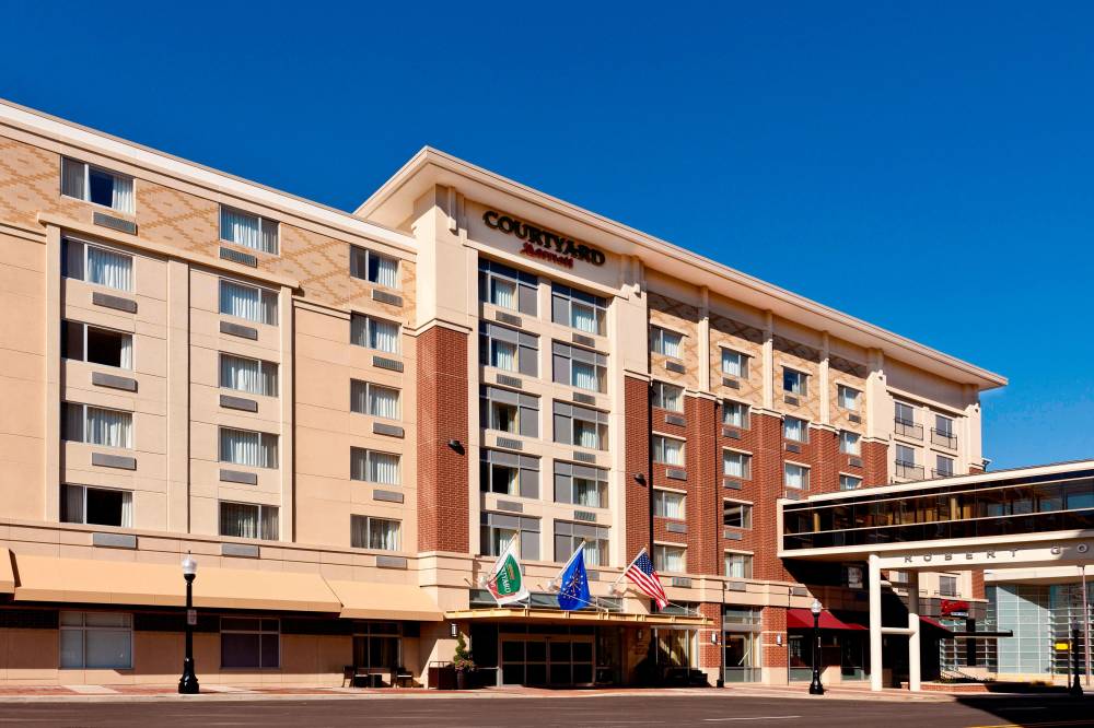 Courtyard By Marriott Fort Wayne Downtown At Grand Wayne Convention Center 5