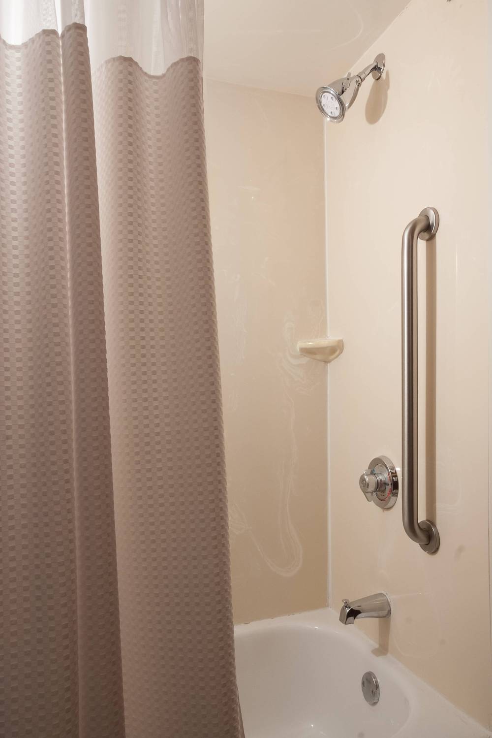 Guest Room Shower