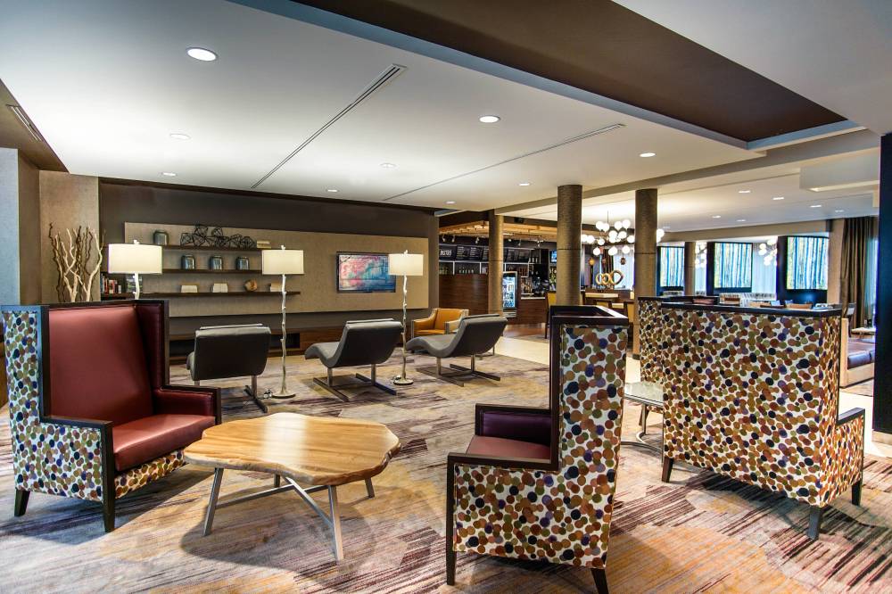 Courtyard By Marriott Lenox Berkshires 6