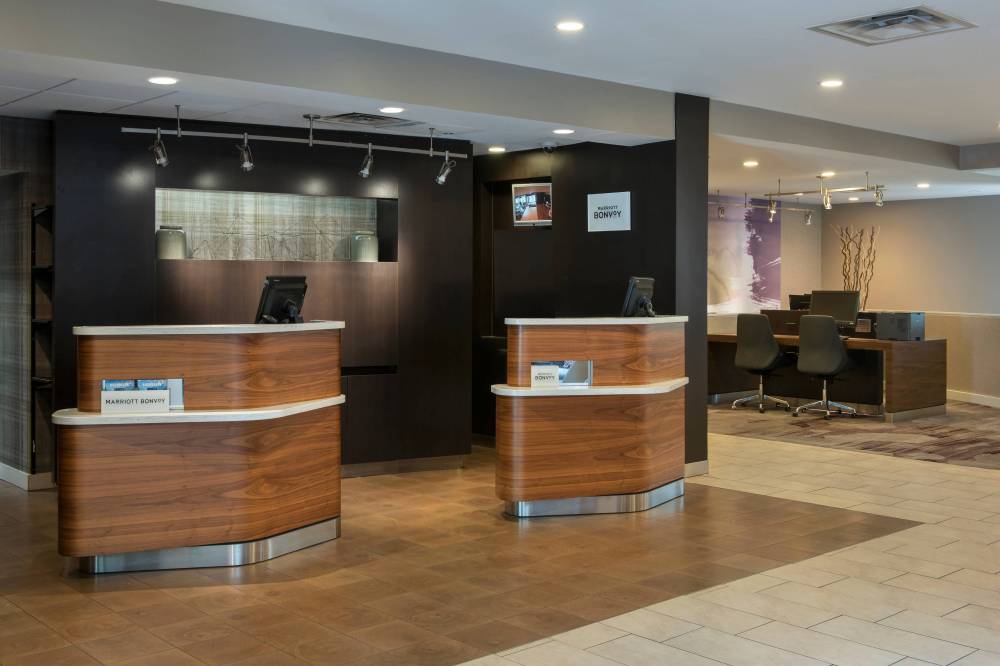 Courtyard By Marriott Lincroft Red Bank 5