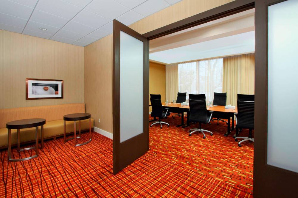 Courtyard By Marriott Lyndhurst Meadowlands 10