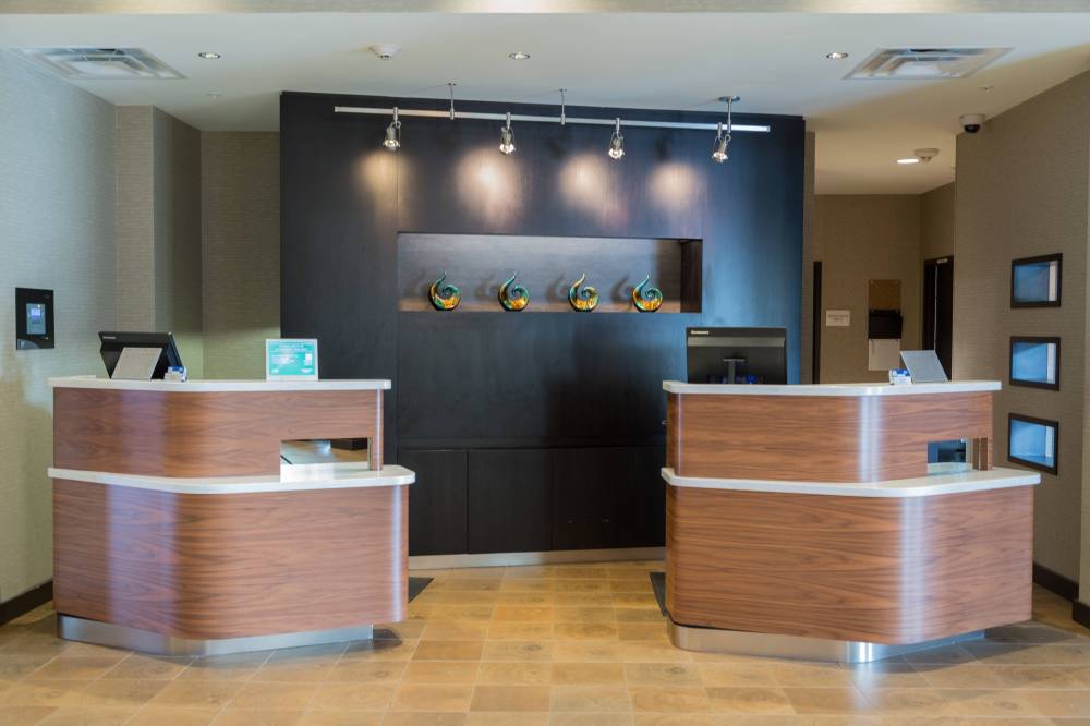 Courtyard By Marriott Morgantown 9