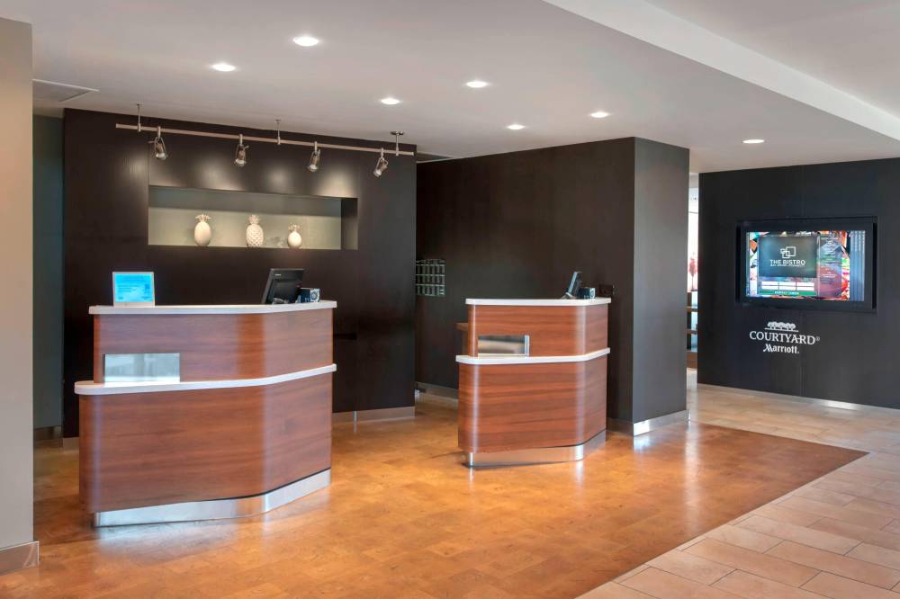 Courtyard By Marriott Mount Laurel Cherry Hill 9