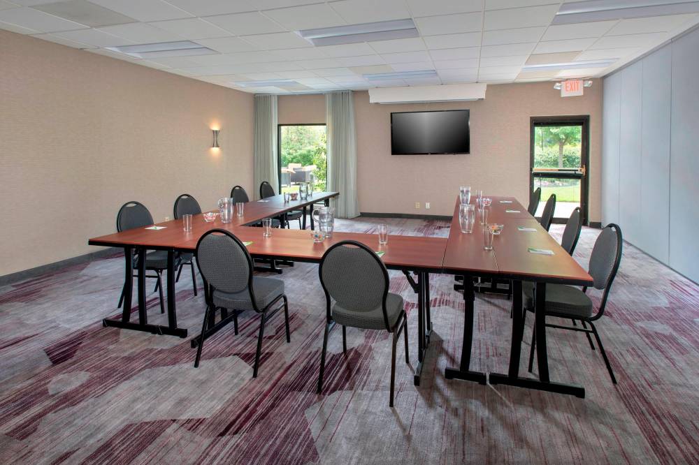 Courtyard By Marriott Mount Laurel Cherry Hill 6