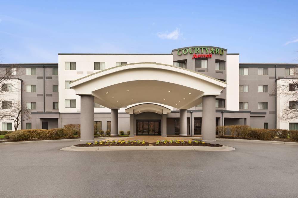 Courtyard By Marriott Potomac Mills Woodbridge 2