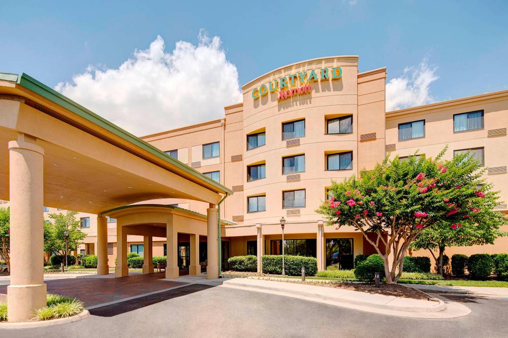 Courtyard By Marriott Roanoke Airport 7