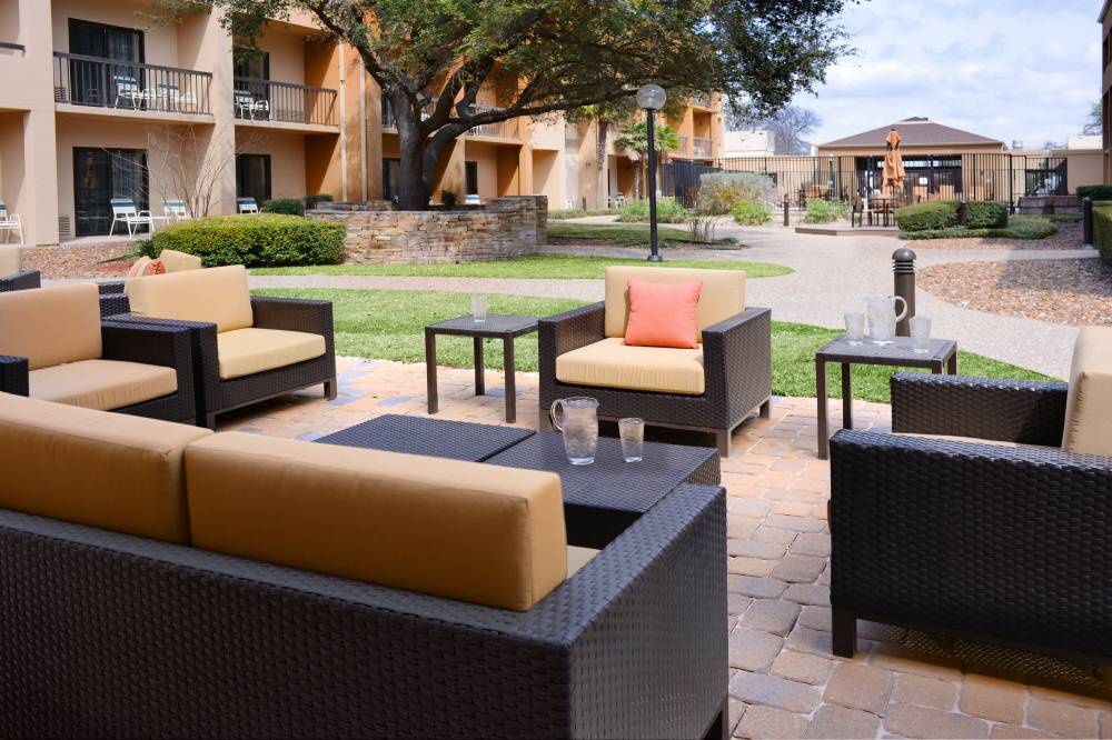 Courtyard By Marriott San Antonio Medical Center 6