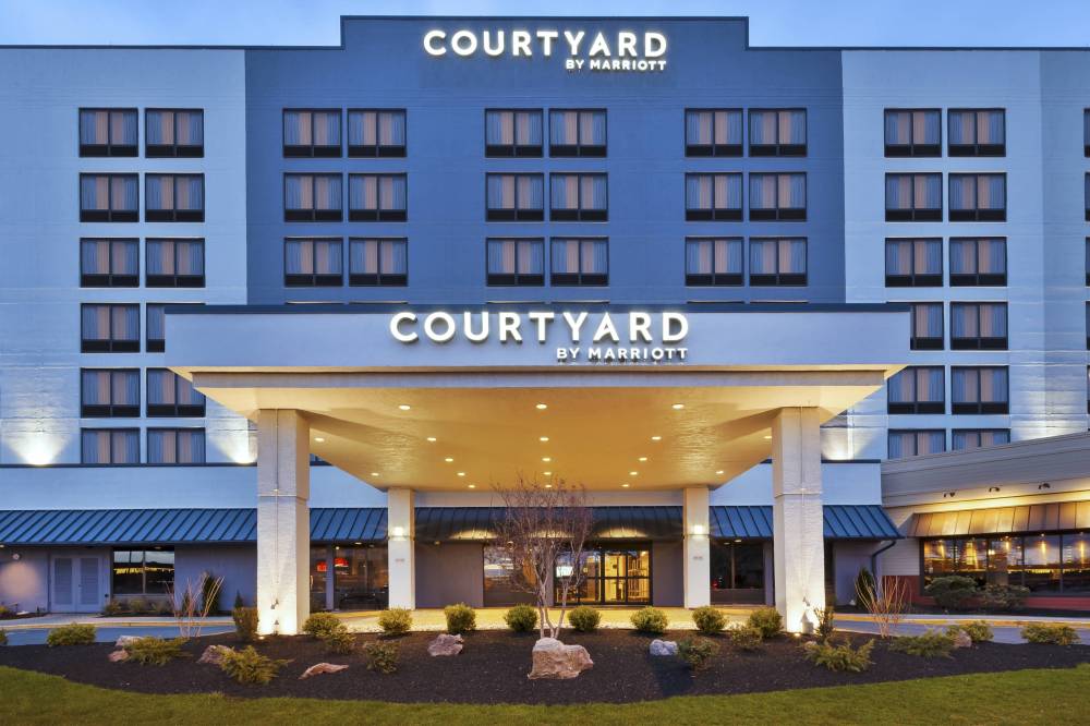 Courtyard By Marriott Secaucus Meadowlands 6