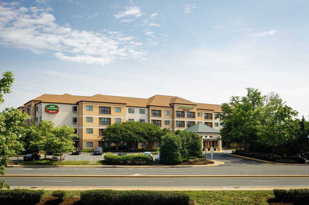 Courtyard By Marriott Springfield 5