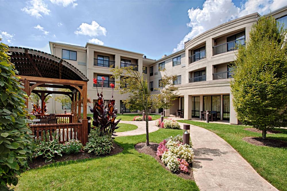 Courtyard By Marriott Wall At Monmouth Shores Corporate Park 8