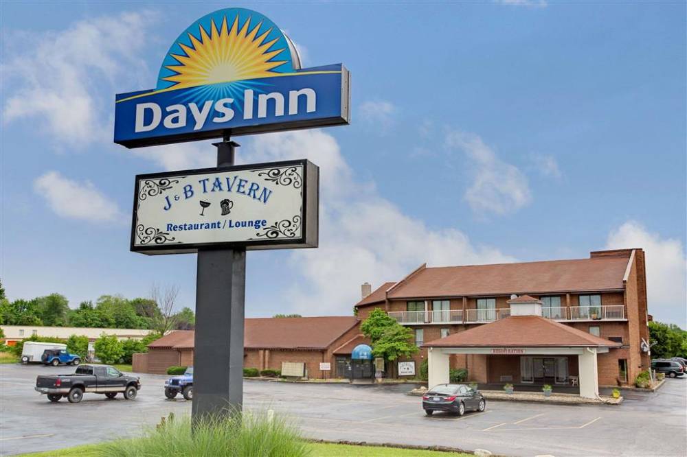 Welcome to the Days Inn Cincinnati East