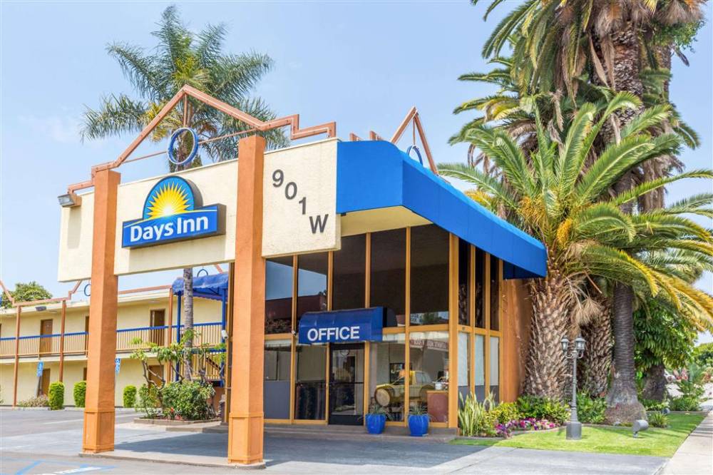 Welcome to the Days Inn Los Angeles Venice Beach