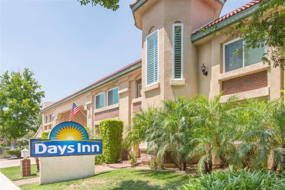 Days Inn By Wyndham Near City Of Hope 2