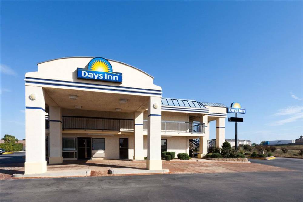 Welcome to the Days Inn Oklahoma City West