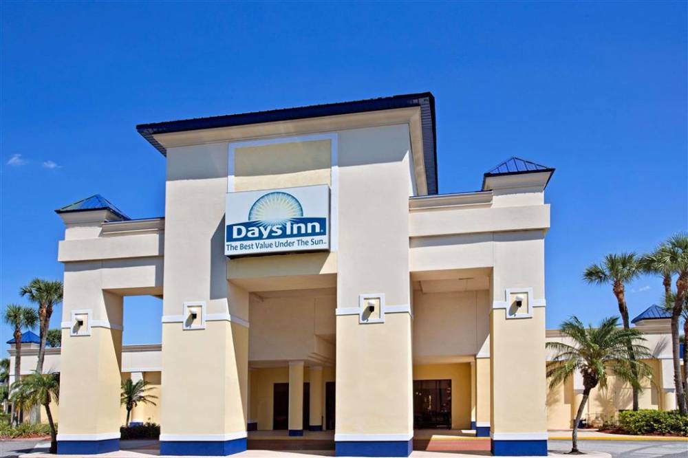 Welcome to the Days Inn OrlandoFlorida Mall