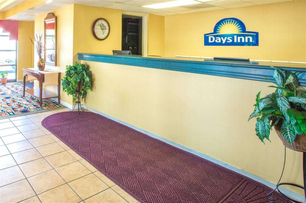 Days Inn By Wyndham Salem 5