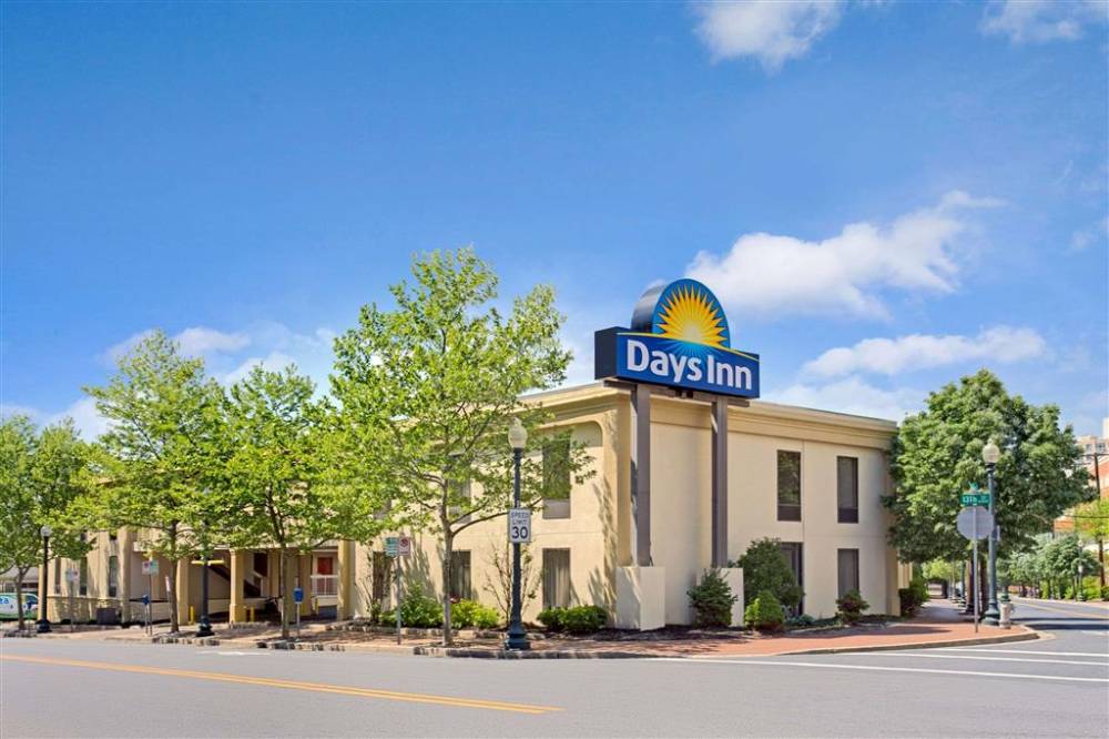 Welcome To The Days Inn Silver Spring