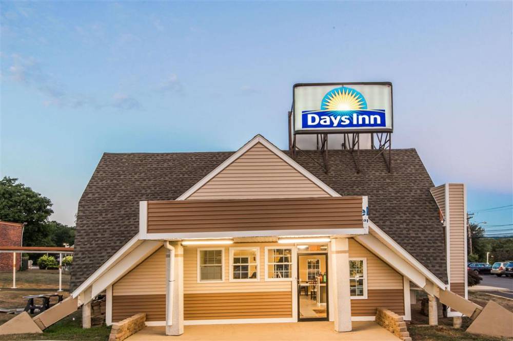 Days Inn By Wyndham Vernon 2