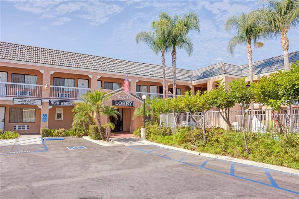 Welcome to the Days Inn Whittier Los Angeles