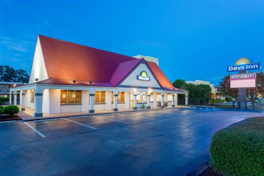 Days Inn By Wyndham Wilmington / University 2