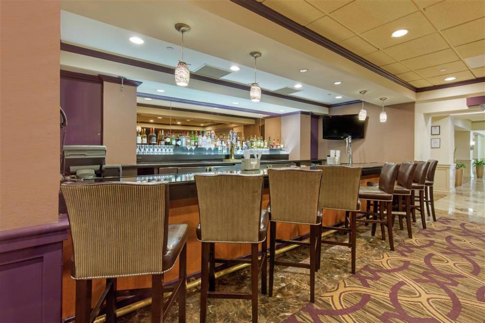 Doubletree By Hilton Downtown Wilmington - Legal District 4