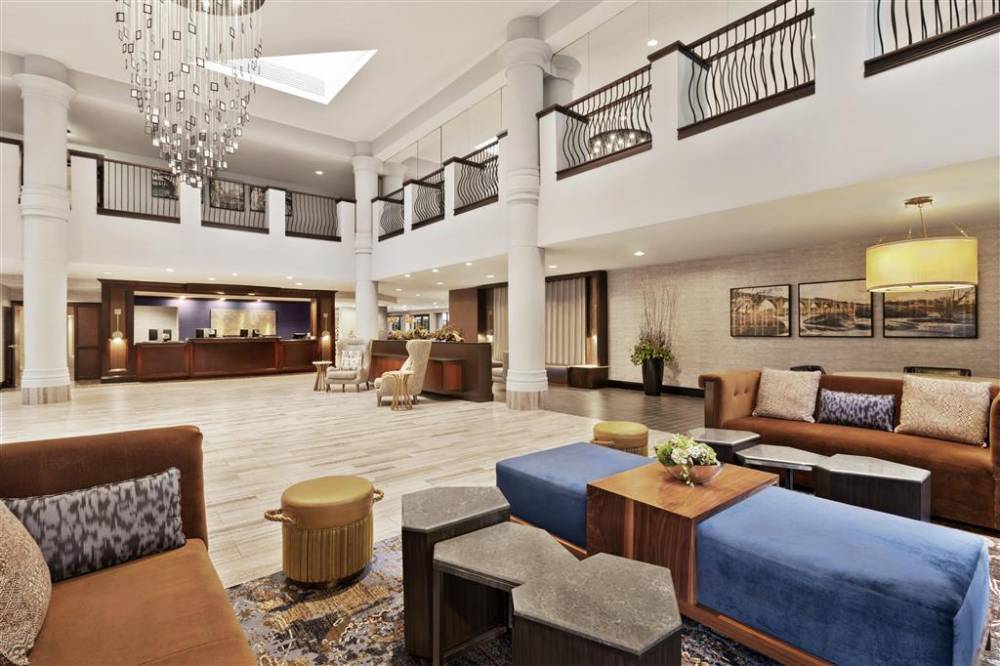 Doubletree By Hilton Mclean Tysons 3