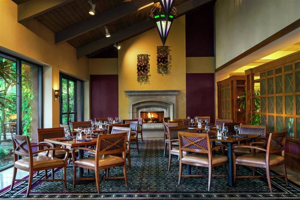 Doubletree By Hilton Sonoma Wine Country 4