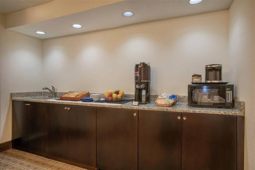 Doubletree Suites By Hilton Nashville Airport 2